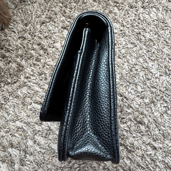 Chanel Wallet on chain classic caviar gold hardware - Picture 5 of 16